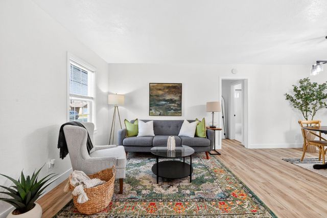 4001 58th St, Sacramento, CA 95820