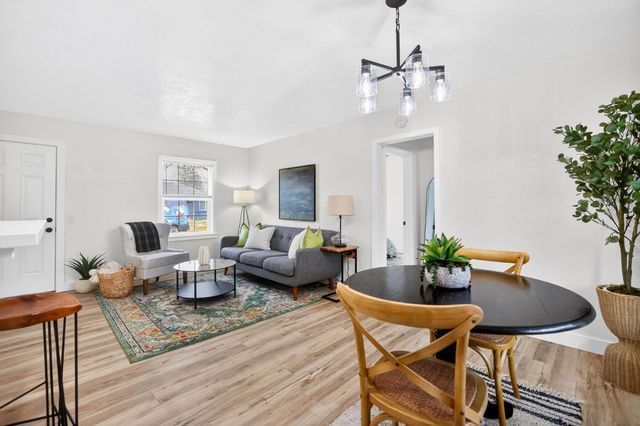 4001 58th St, Sacramento, CA 95820