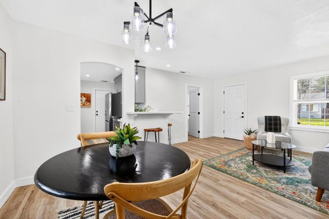 4001 58th St, Sacramento, CA 95820