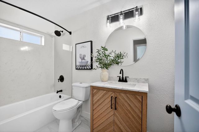 4001 58th St, Sacramento, CA 95820