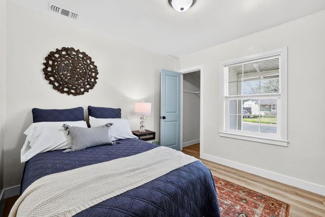 4001 58th St, Sacramento, CA 95820