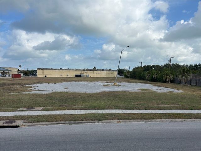 656 Belmeade St, Corpus Christi, TX 78412