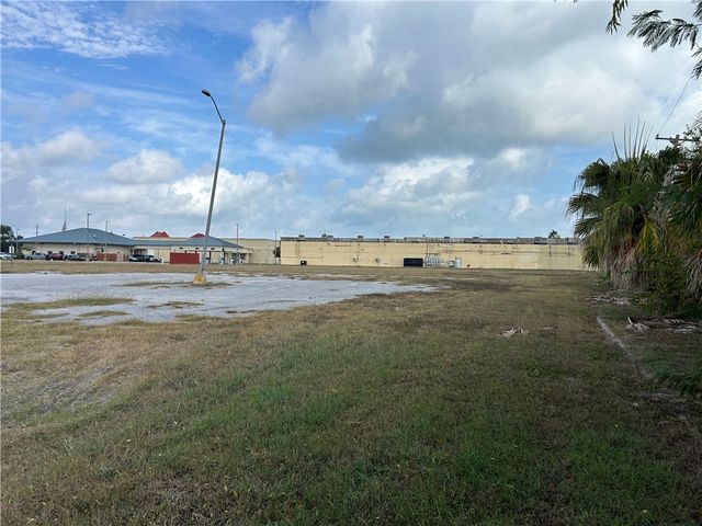 656 Belmeade St, Corpus Christi, TX 78412