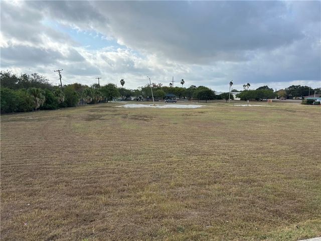 656 Belmeade St, Corpus Christi, TX 78412