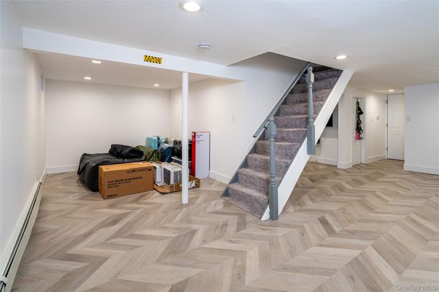 17 Armell Street, Huntington Station, NY 11746