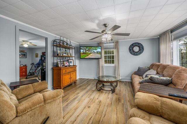 9300 Lake Swamp Rd., Nichols, SC 29581