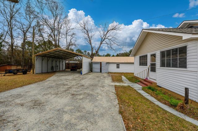 9300 Lake Swamp Rd., Nichols, SC 29581