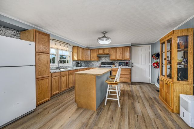 9300 Lake Swamp Rd., Nichols, SC 29581