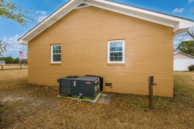 9300 Lake Swamp Rd., Nichols, SC 29581