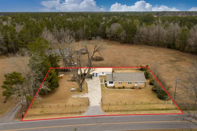 9300 Lake Swamp Rd., Nichols, SC 29581