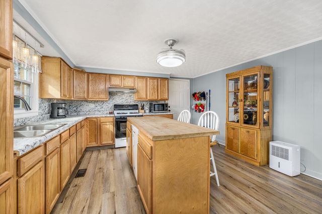 9300 Lake Swamp Rd., Nichols, SC 29581