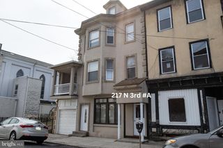 217 N 3RD STREET A, Pottsville, PA 17901
