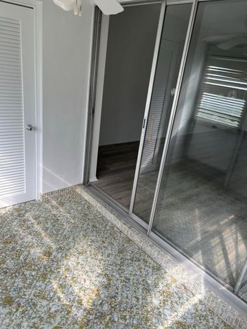 2736 Dudley Drive E I, West Palm Beach, FL 33415