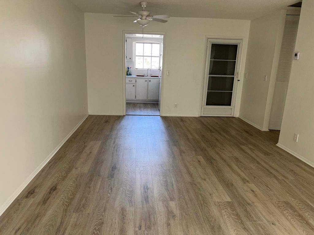 2736 Dudley Drive E I, West Palm Beach, FL 33415