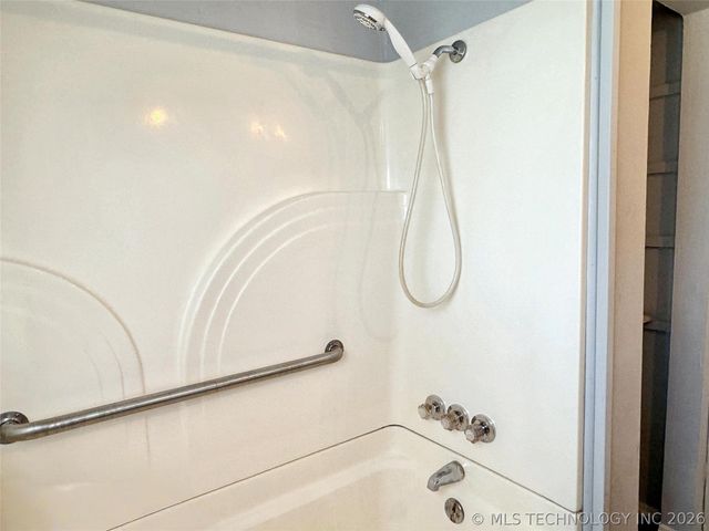 725 Sooner Drive, Tahlequah, OK 74464