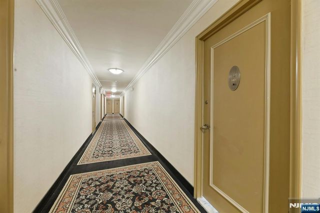2000 Linwood 14 0, Fort Lee, NJ 07024