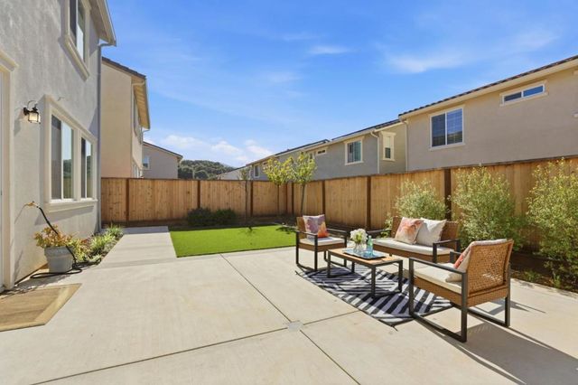 1619 Santiago Court, Gilroy, CA 95020