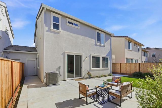 1619 Santiago Court, Gilroy, CA 95020