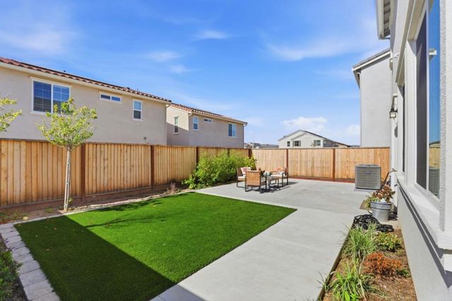1619 Santiago Court, Gilroy, CA 95020