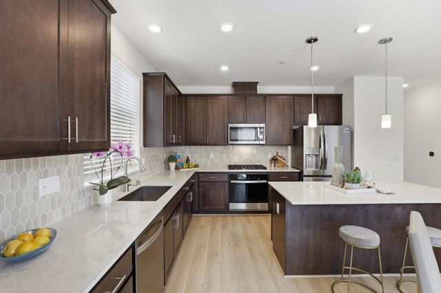 1619 Santiago Court, Gilroy, CA 95020