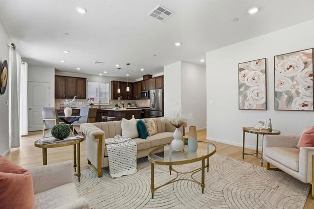 1619 Santiago Court, Gilroy, CA 95020