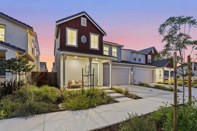 1619 Santiago Court, Gilroy, CA 95020