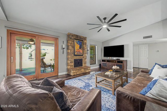 224 W KNOX Road, Tempe, AZ 85284