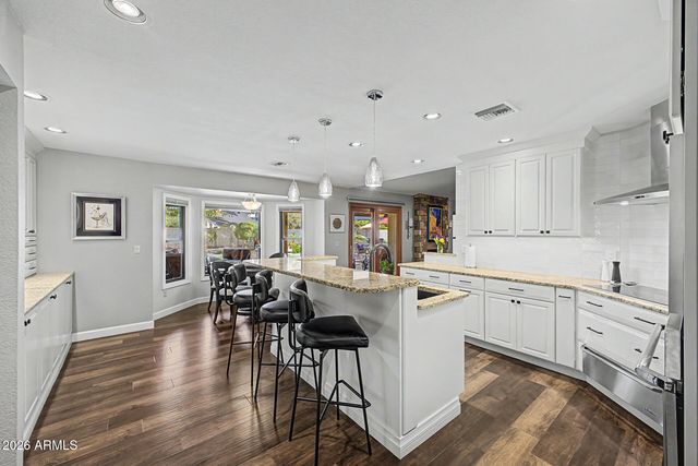 224 W KNOX Road, Tempe, AZ 85284