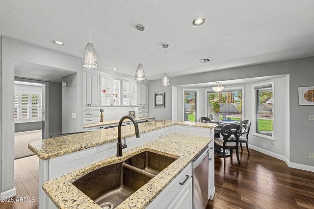 224 W KNOX Road, Tempe, AZ 85284