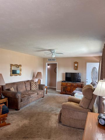 620 Sharon Place, Bakersfield, CA 93308