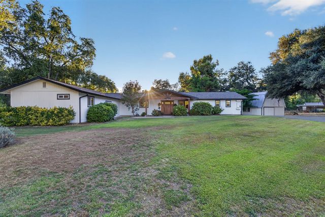 3252 Old Orchard Ln, Loomis, CA 95650