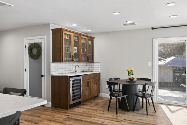 3252 Old Orchard Ln, Loomis, CA 95650
