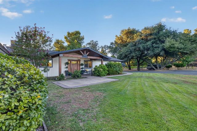 3252 Old Orchard Ln, Loomis, CA 95650