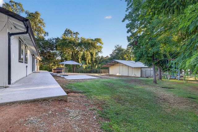 3252 Old Orchard Ln, Loomis, CA 95650