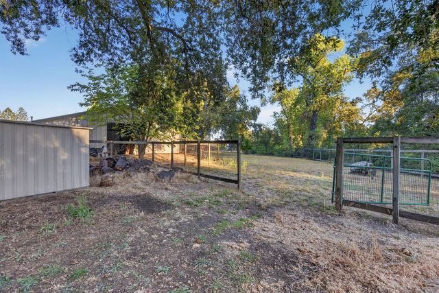 3252 Old Orchard Ln, Loomis, CA 95650