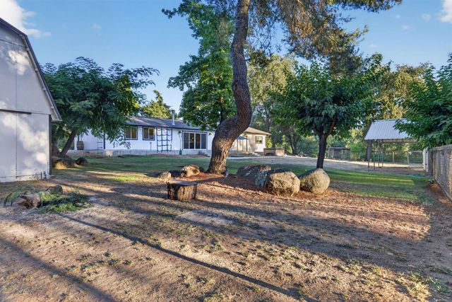 3252 Old Orchard Ln, Loomis, CA 95650