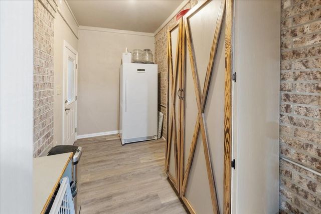 755 Mallard St, Hemphill, TX 75948