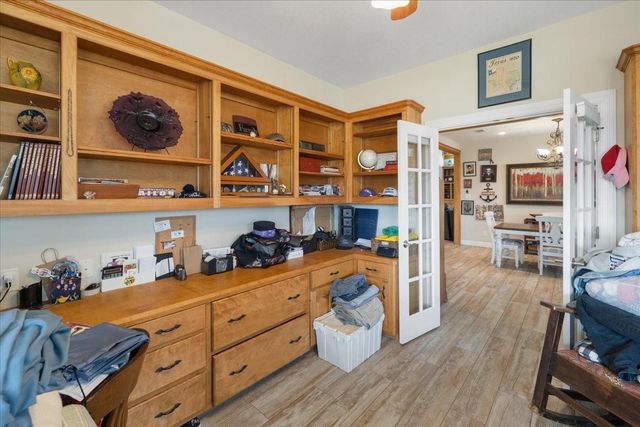 755 Mallard St, Hemphill, TX 75948