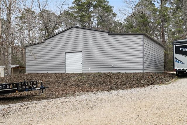 755 Mallard St, Hemphill, TX 75948