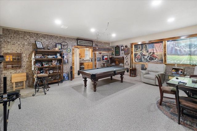 755 Mallard St, Hemphill, TX 75948