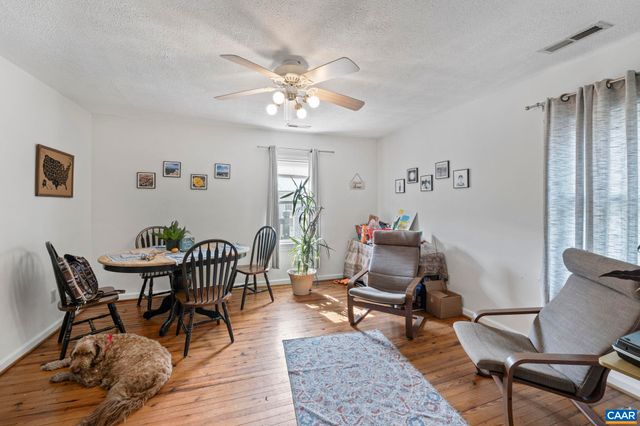 485 VALLEY ST, Scottsville, VA 24590