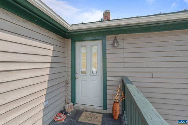 485 VALLEY ST, Scottsville, VA 24590