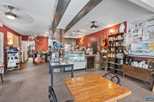 485 VALLEY ST, Scottsville, VA 24590