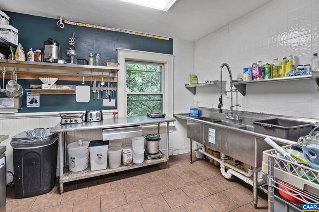 485 VALLEY ST, Scottsville, VA 24590