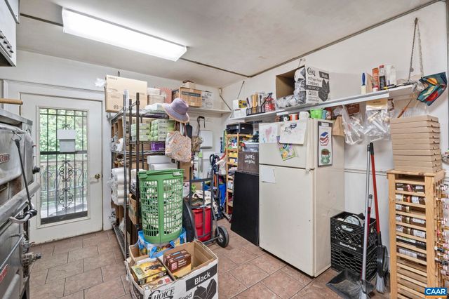 485 VALLEY ST, Scottsville, VA 24590