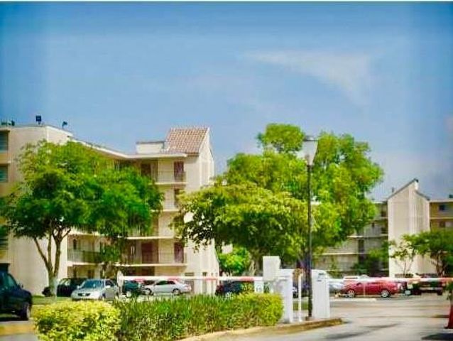 8730 N Sherman Circle 507, Miramar, FL 33025