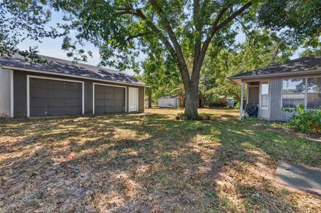 105 Murray Street, Joshua, TX 76058