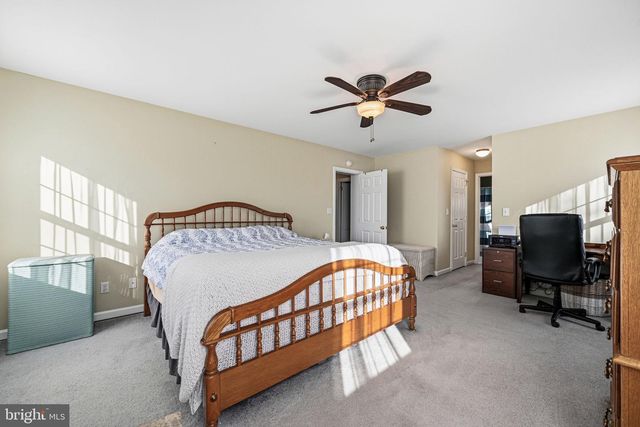 243 COLONIAL PARK DR, Springfield, PA 19064