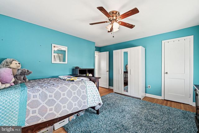 243 COLONIAL PARK DR, Springfield, PA 19064