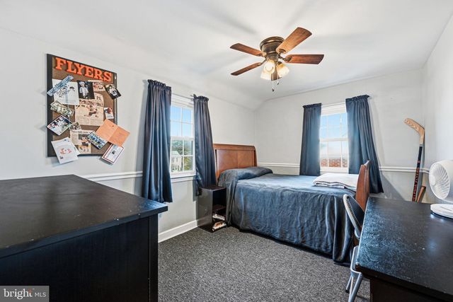 243 COLONIAL PARK DR, Springfield, PA 19064